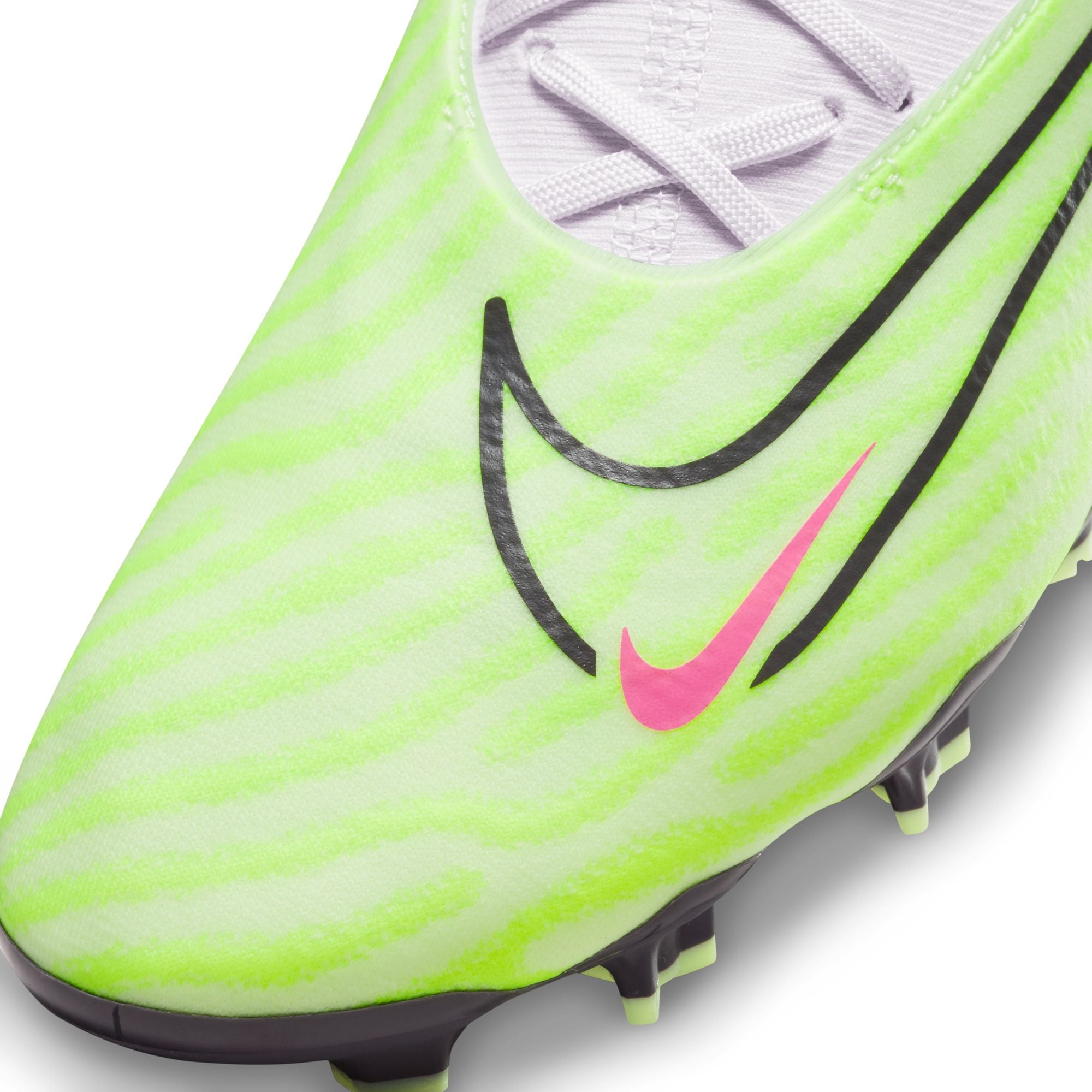 Nike Phantom GX Pro Firm-Ground Low-Top Soccer Cleats.