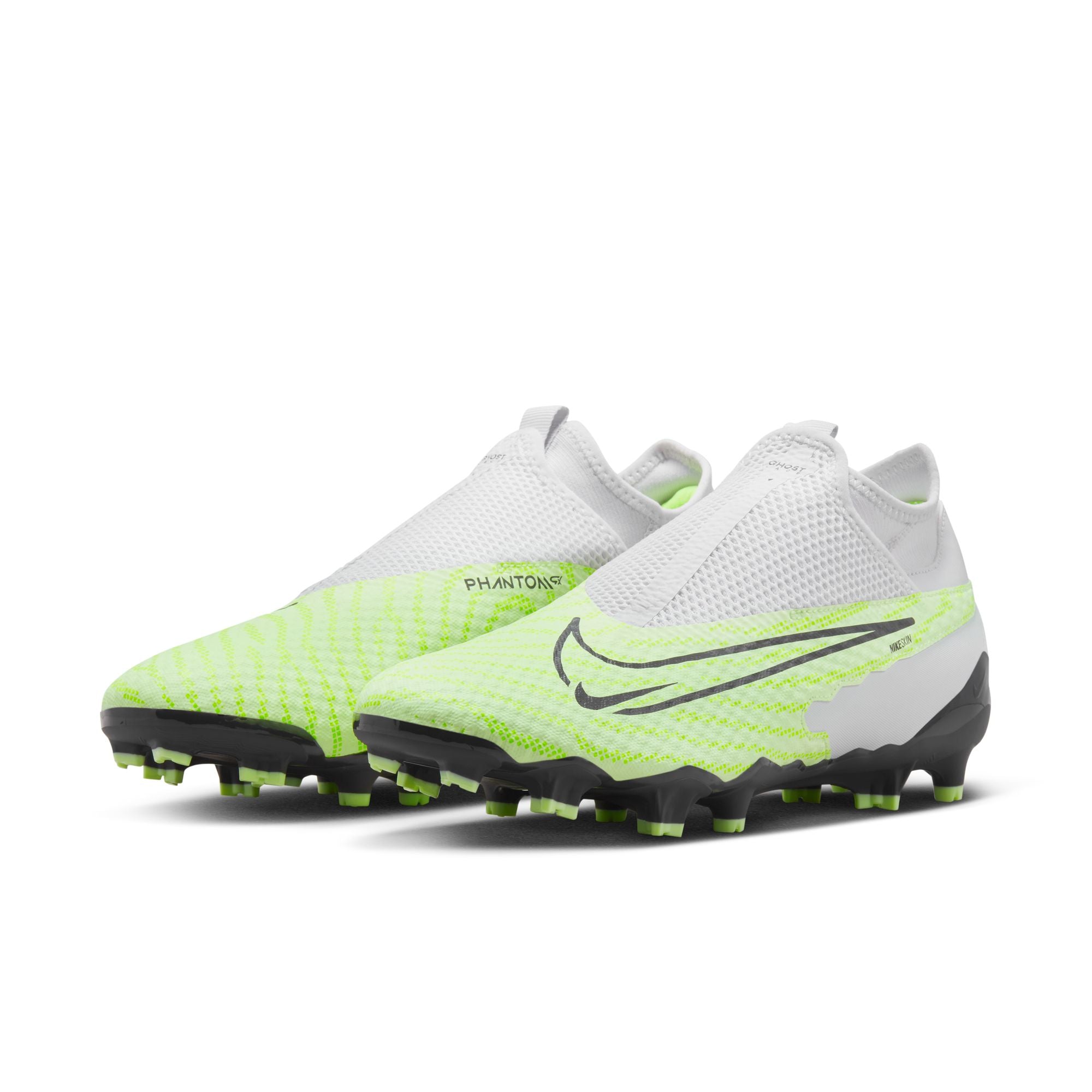 Nike Phantom GX Academy Dynamic Fit MG Multi-Ground Soccer Cleats