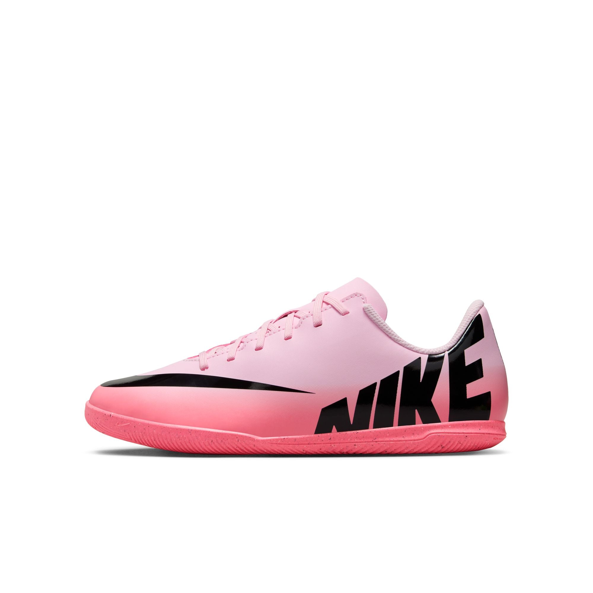 Nike Jr. Mercurial Vapor 15 Club Little/Big Kids' Indoor/Court Low-Top Soccer Shoes