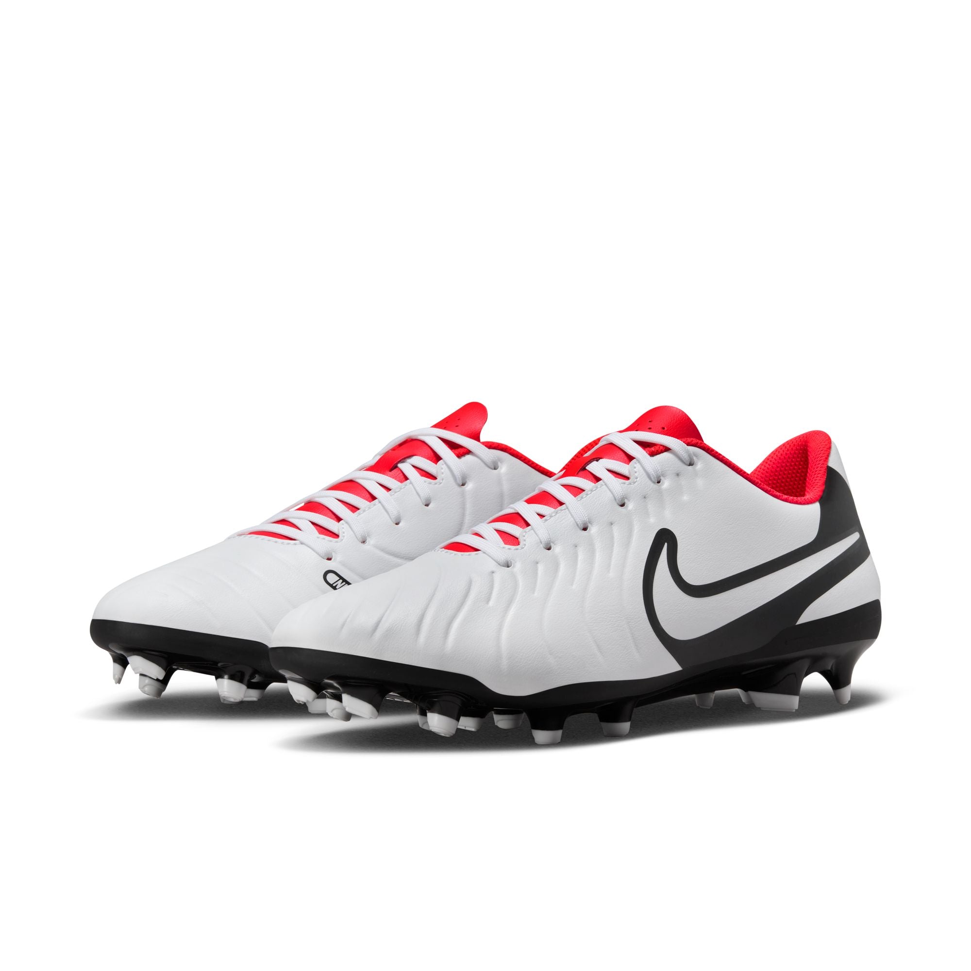 Nike Tiempo Legend 10 Club Multi-Ground Soccer Cleats