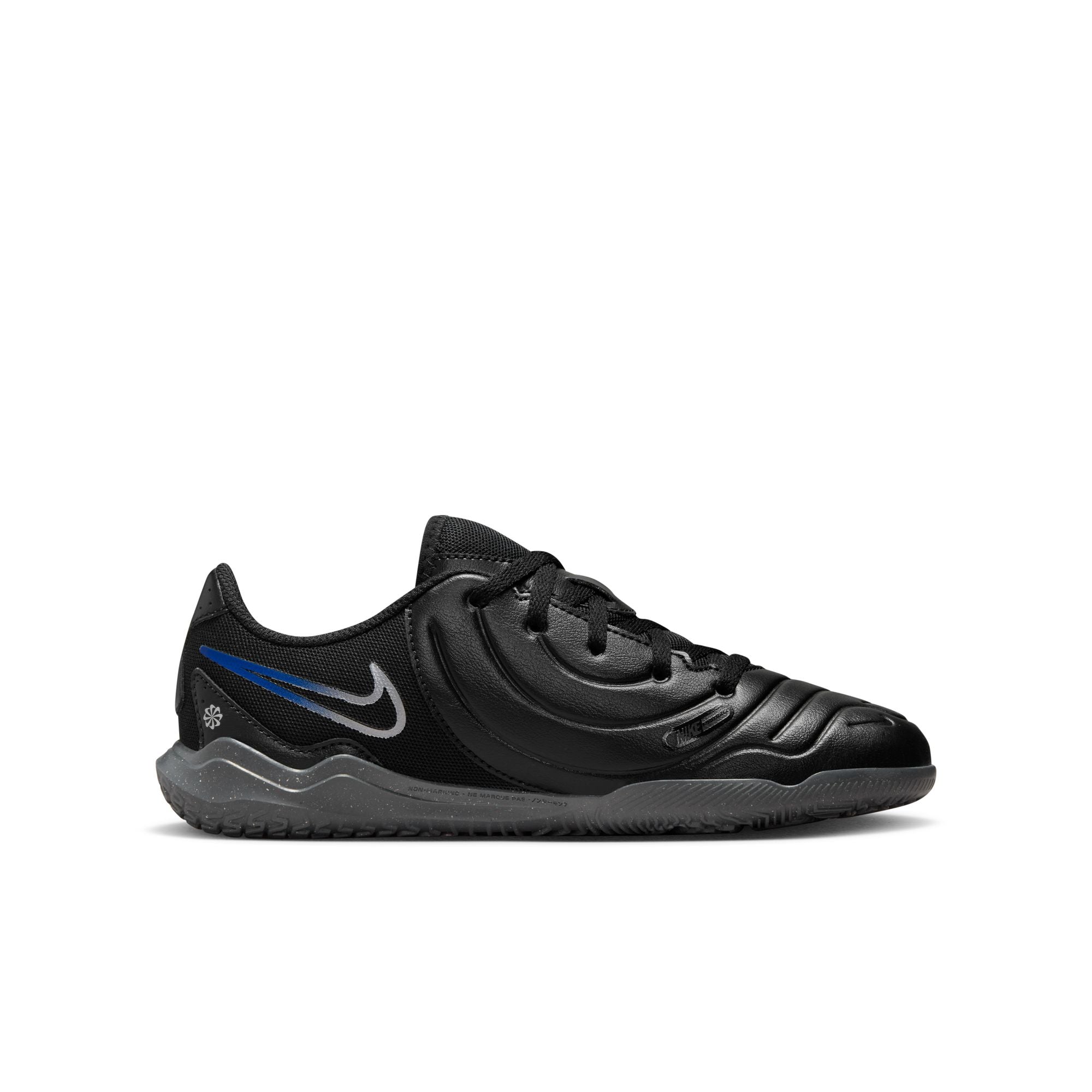 Nike Jr. Tiempo Legend 10 Club Little/Big Kids' Indoor/Court Soccer Shoes