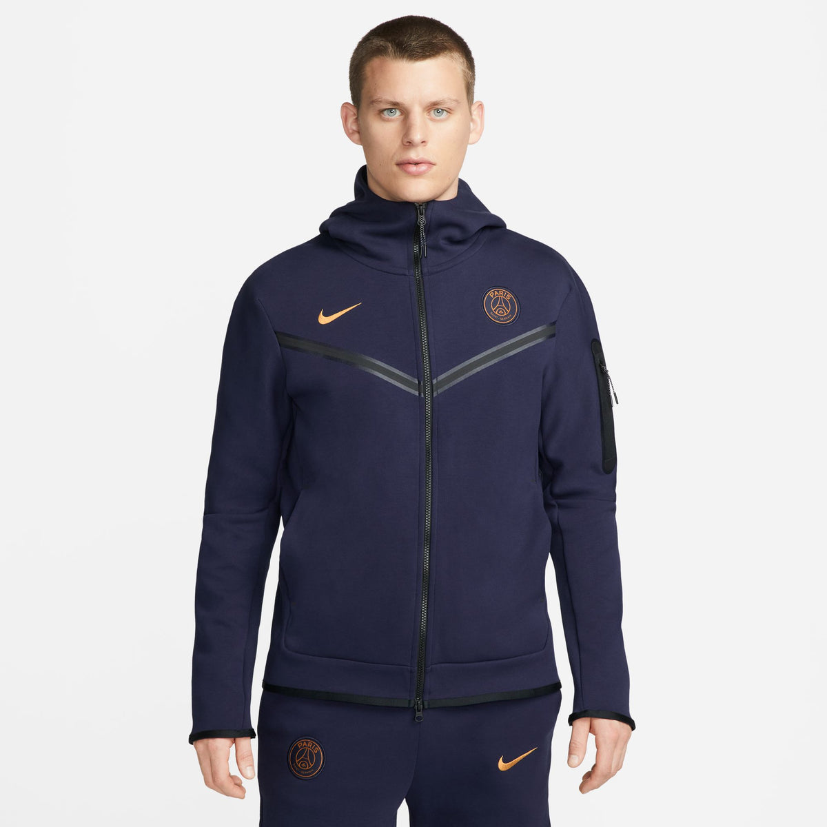 Nike Paris Saint-Germain Tech Fleece Windrunner Men&#39;s Full-Zip Hoodie