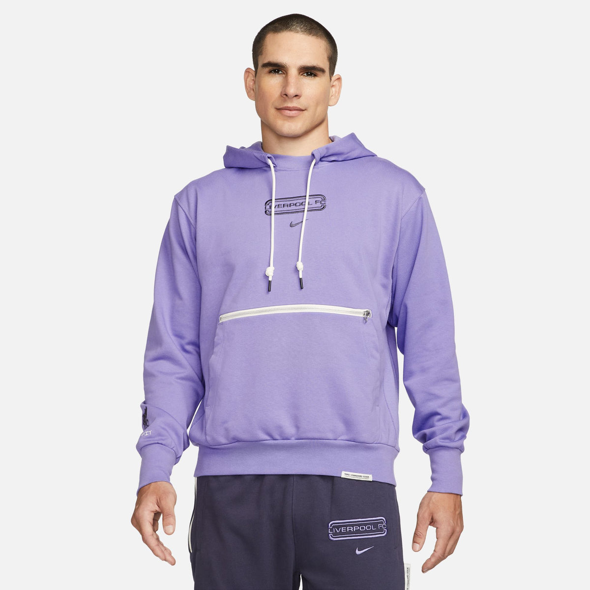 Nike Liverpool FC Standard Issue Men&#39;s Dri-FIT Hoodie