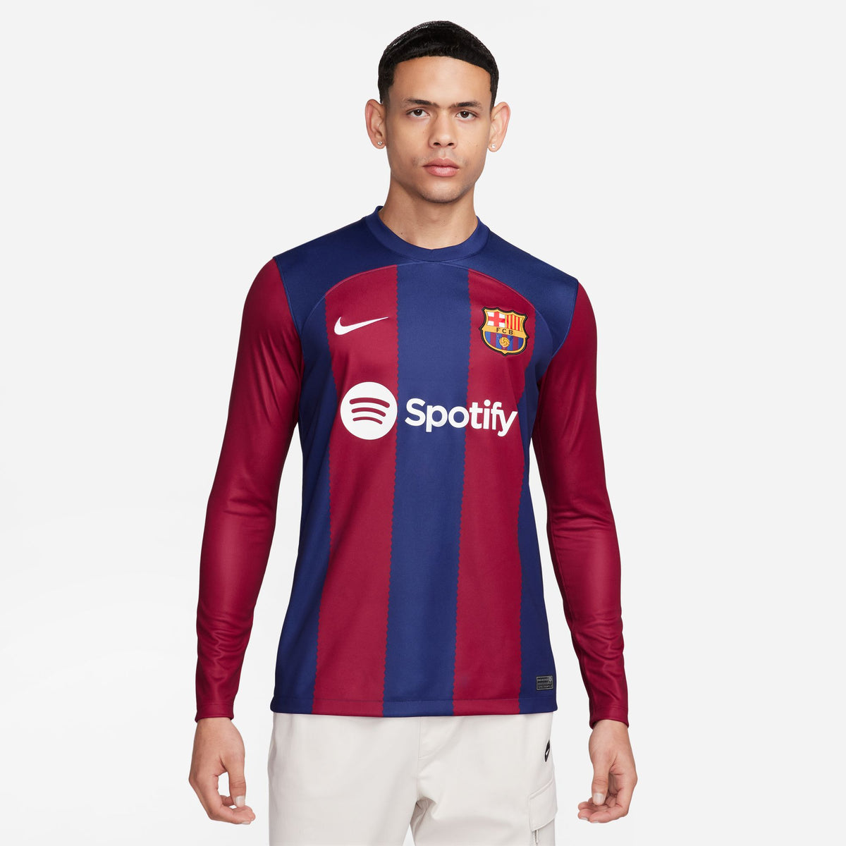 Nike FC Barcelona 2023/24 Stadium Home Men&#39;s Dri-FIT Long-Sleeve Soccer Jersey