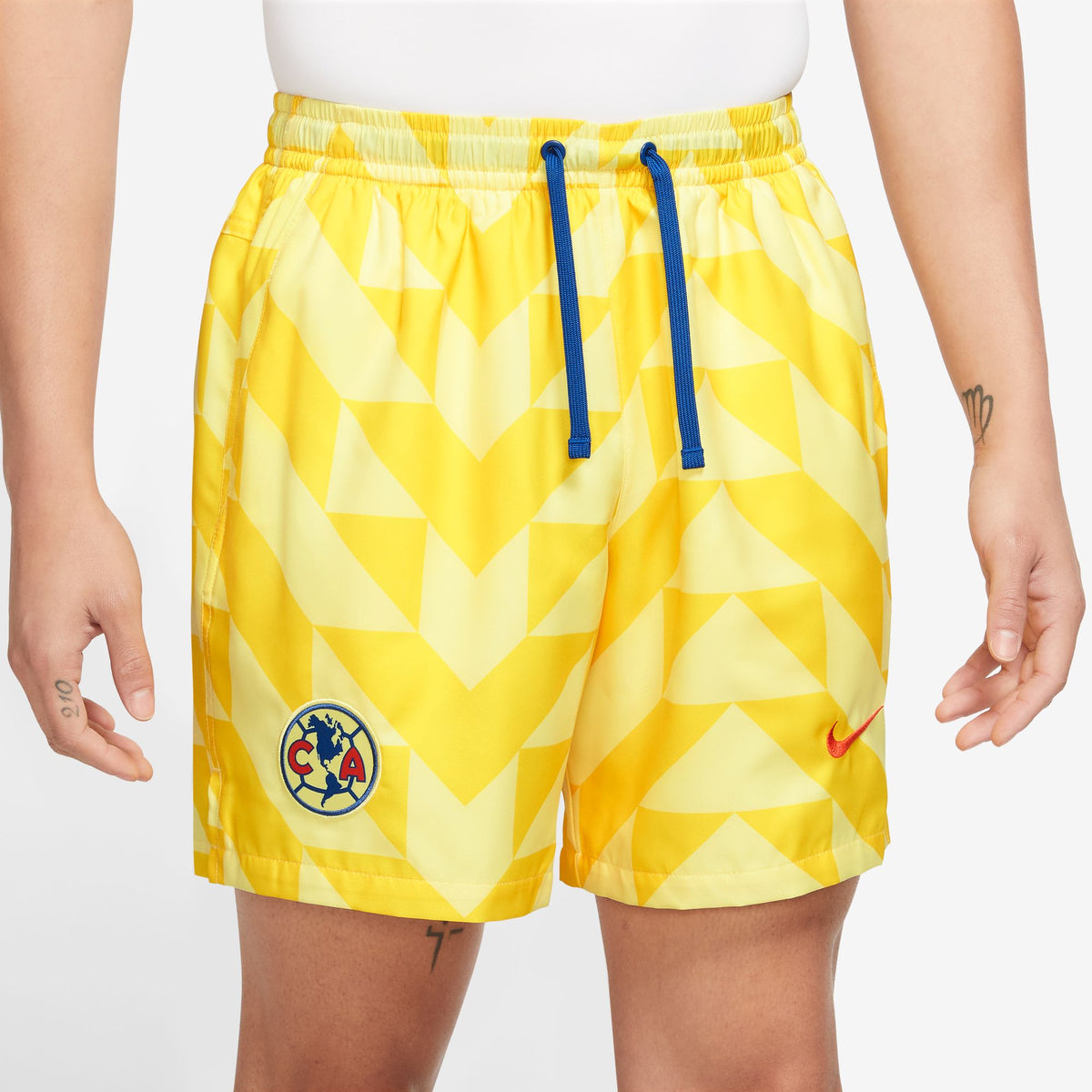 Nike Club America Flow Men&#39;s Graphic Soccer Shorts