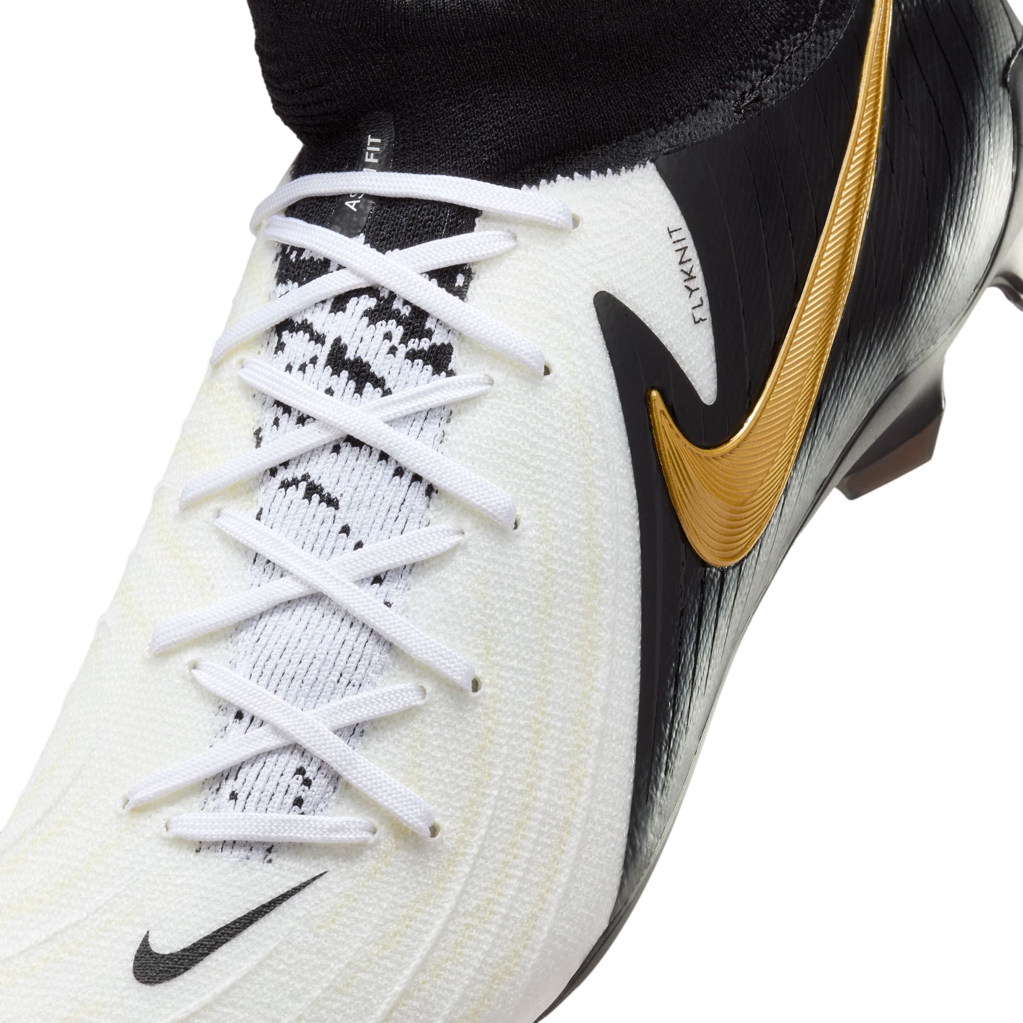 Nike Phantom Luna 2 Pro FG High-Top Soccer Cleats