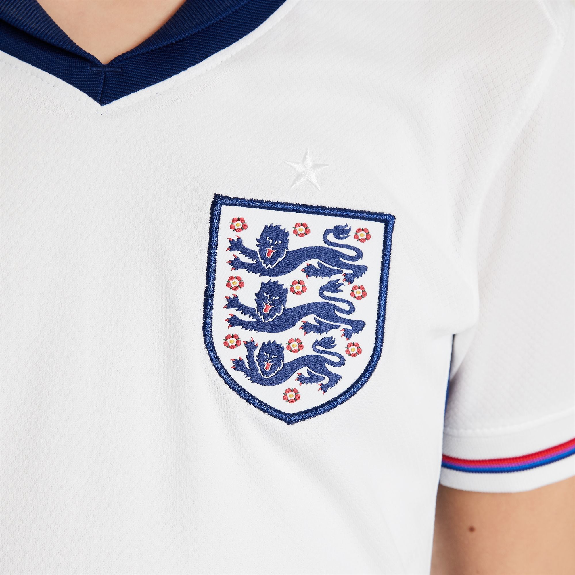 Nike England 2024 Stadium Home Big Kids' Dri-FIT Soccer Replica Jersey