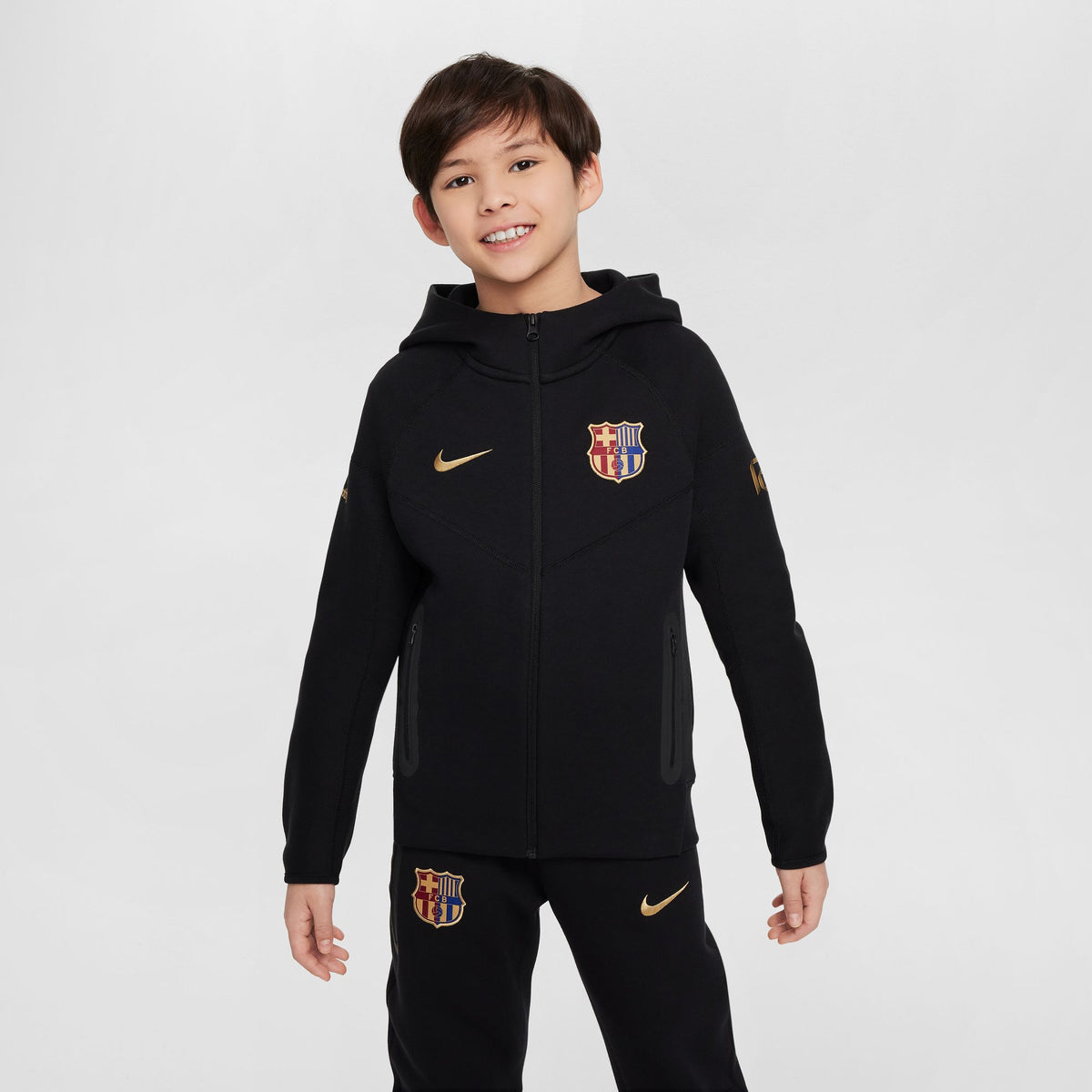 Nike FC Barcelona Tech Fleece Big Kids&#39; (Boys&#39;) Soccer Full-Zip Hoodie