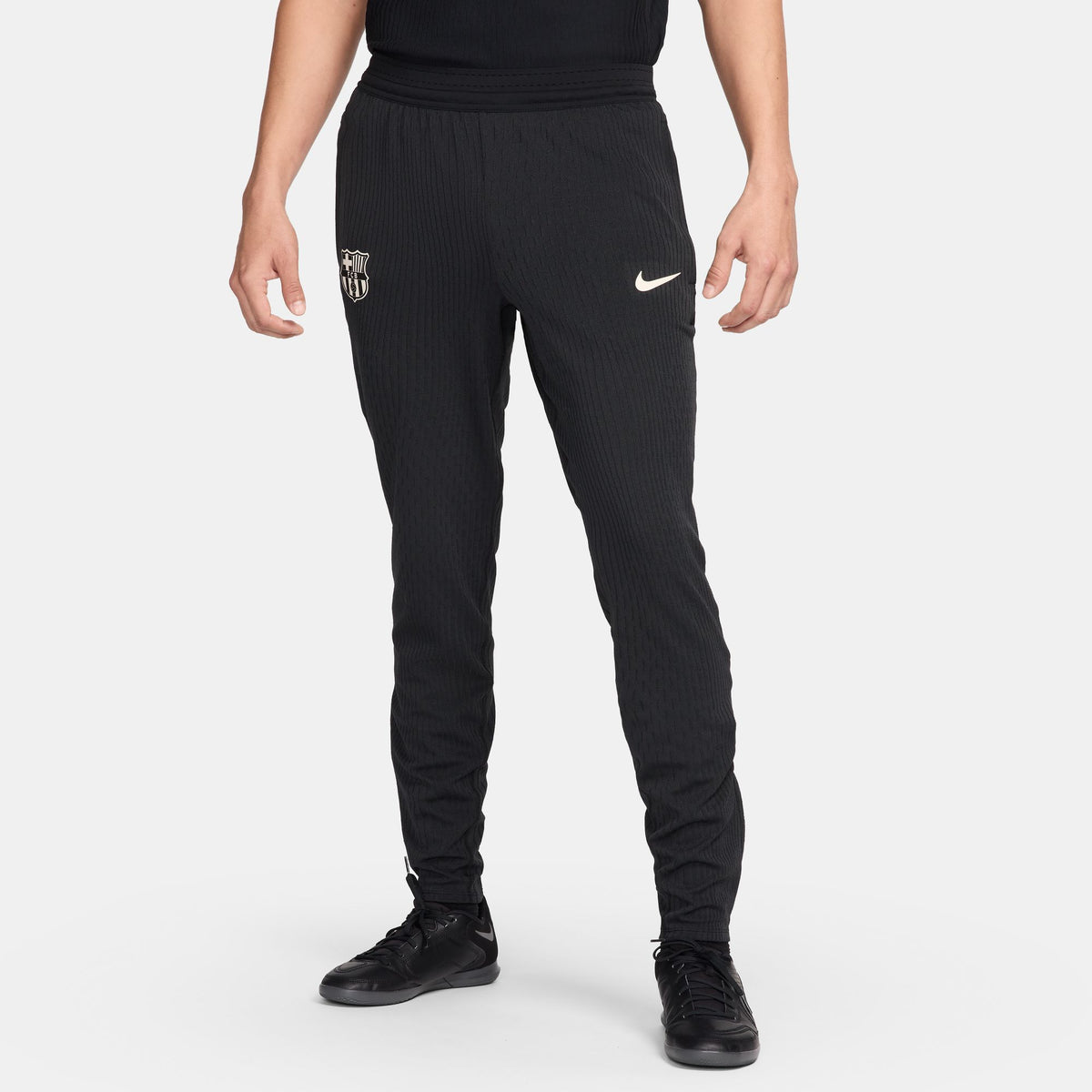 Nike FC Barcelona Men&#39;s Strike Elite Soccer Pant