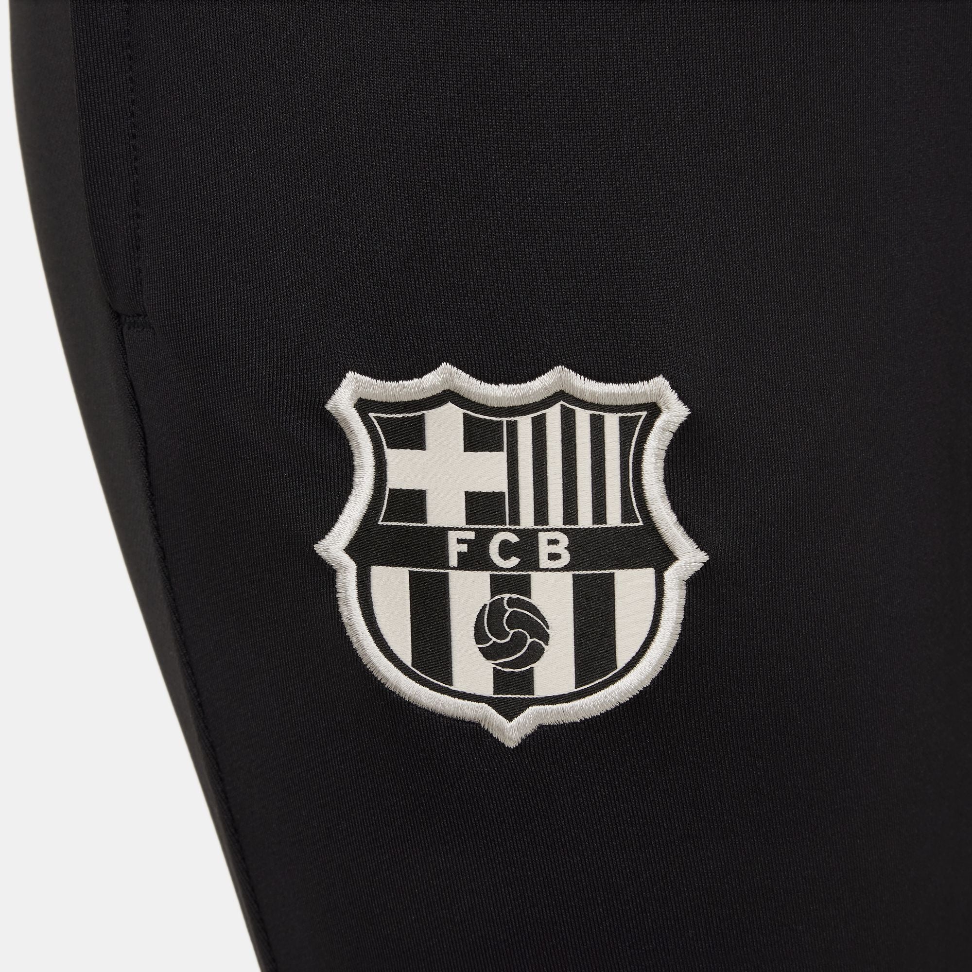 Nike FC Barcelona Strike Big Kids' Dri-FIT Soccer Knit Pants