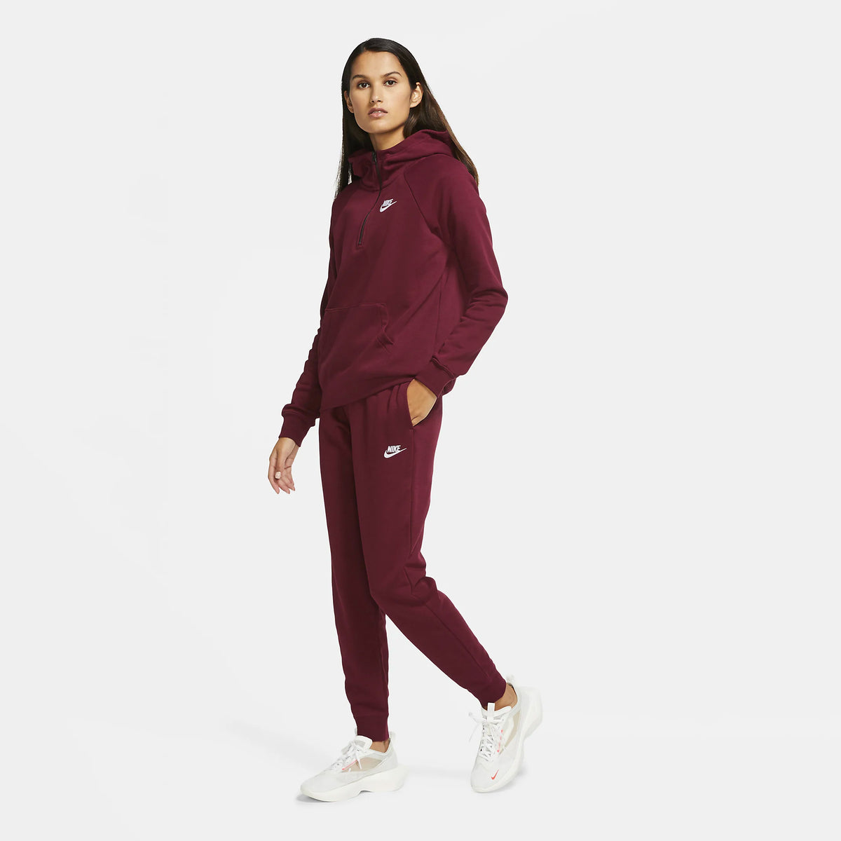 Women&#39;s Sportswear Essential Fleece Pants - Dark Beetroot/White