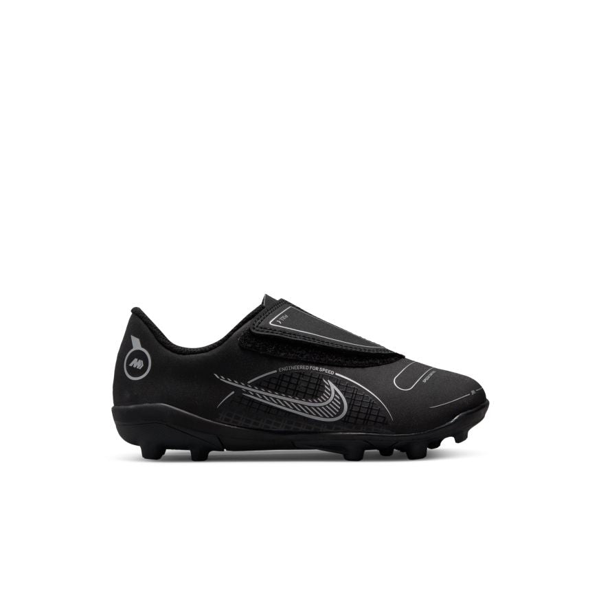 Nike Kids' Mercurial Vapor 14 Club Indoor Soccer Shoes, Youth, Black