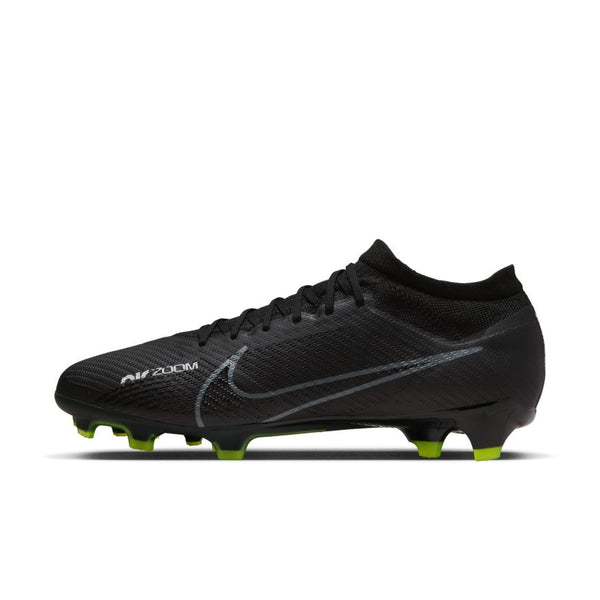 Black nike soccer gear hotsell