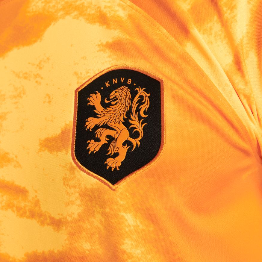 Nike Netherlands 2022/23 Stadium Home Men's Dri-FIT Long-Sleeve Soccer Jersey