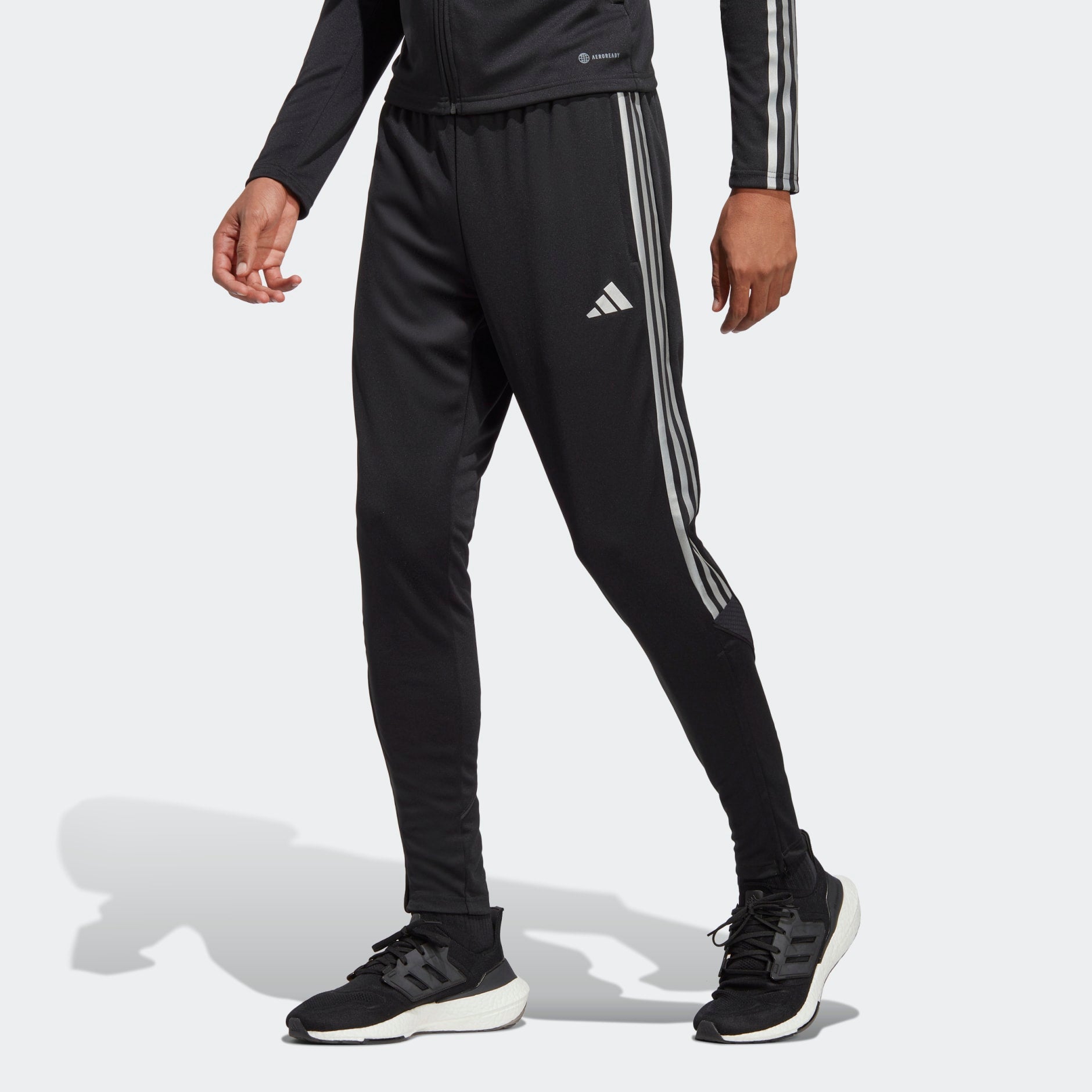 RARE! Limited Edition Nike Pro X-ray Skeleton Leggings size small |  Skeleton leggings, Stella mccartney adidas, Nike pros