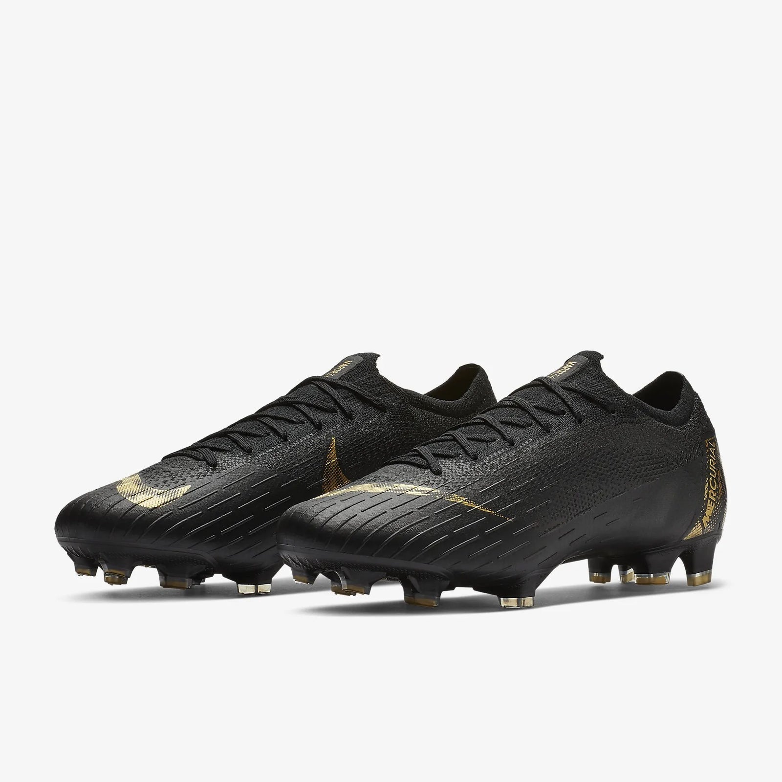 Nike Vapor 12 pro FG hotsell black vivid gold sz 7.5 new