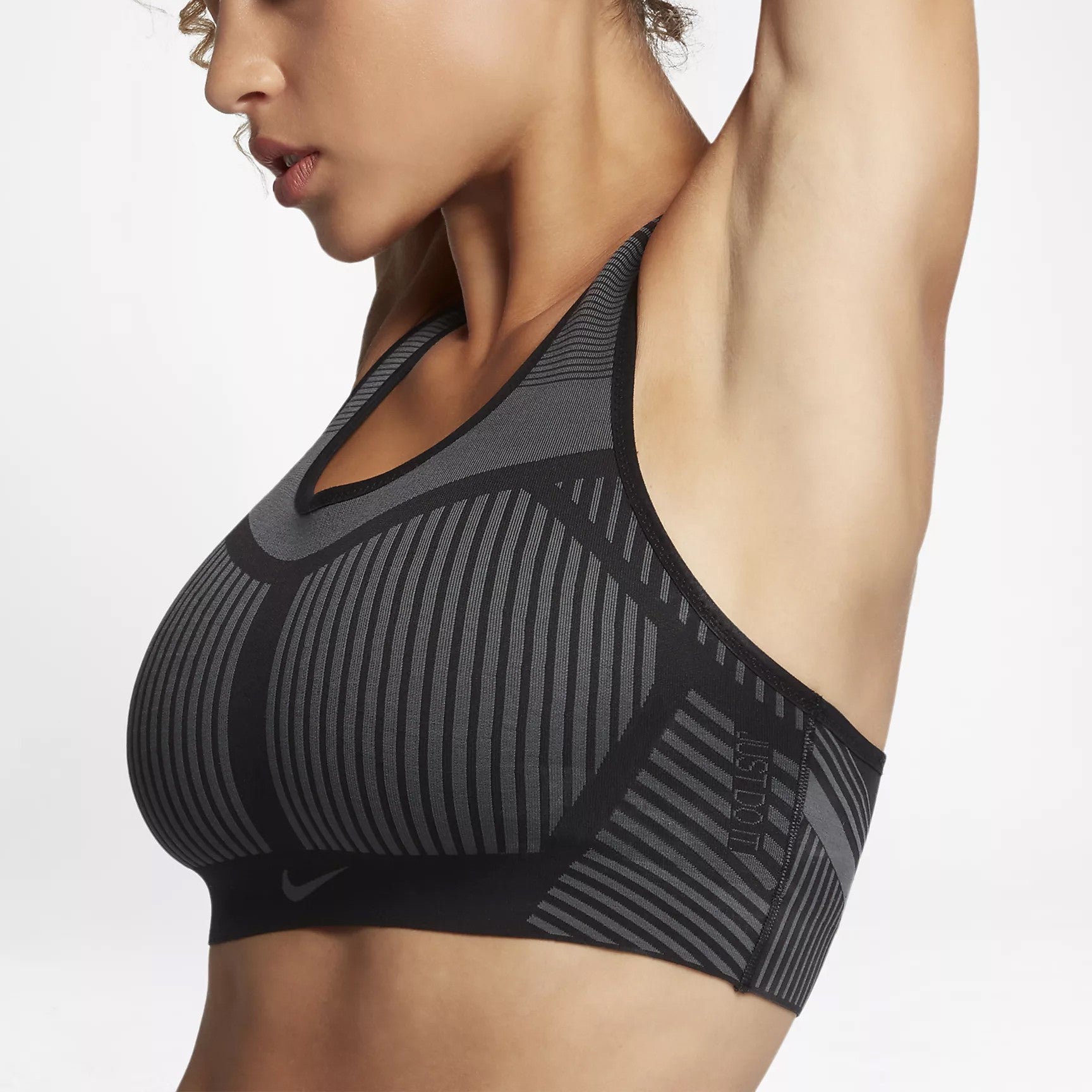 Nike FE/NOM Flyknit Sports Bra Black Size XL - $46 (64% Off Retail