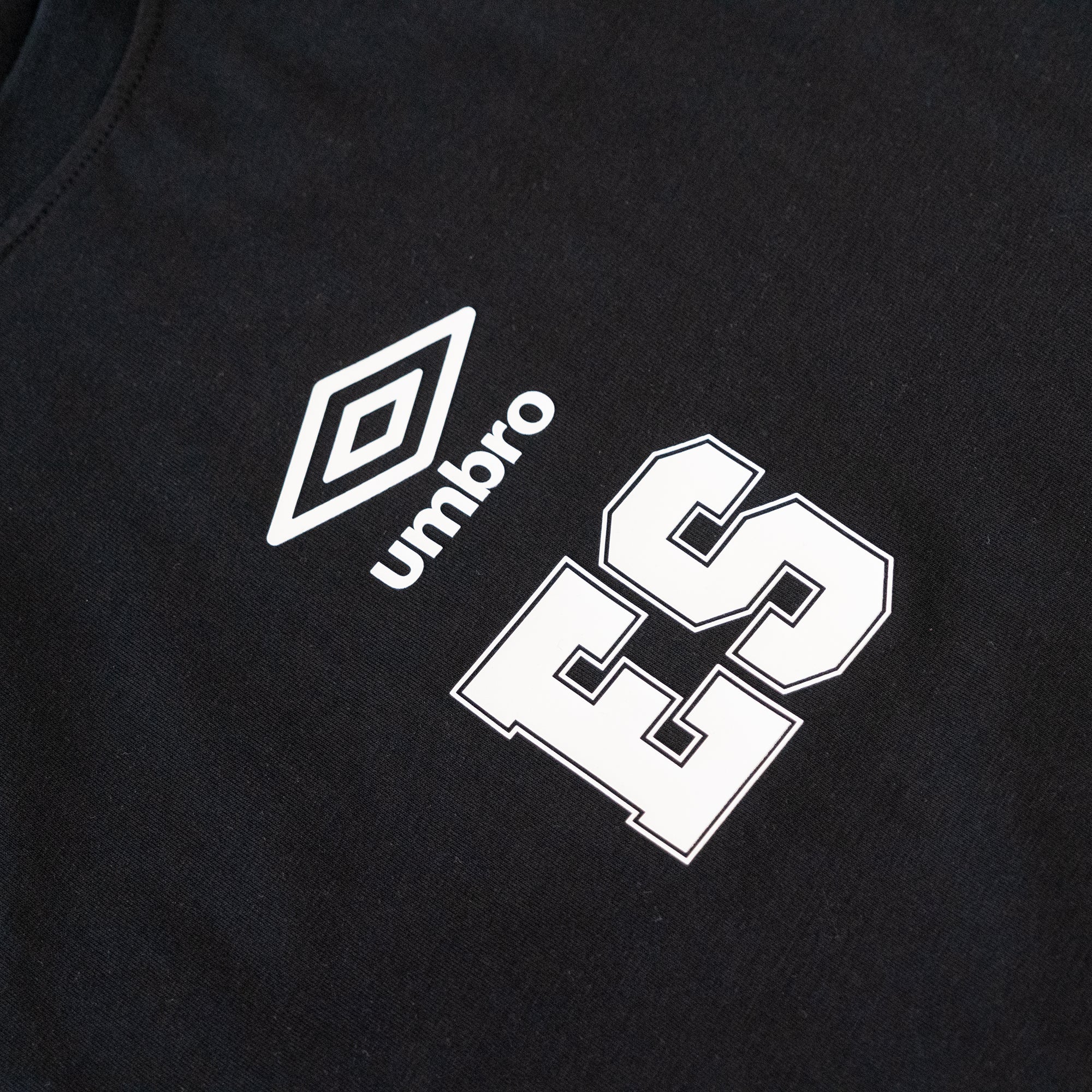 Umbro Men's El Salvador La Selecta Graphic Tee Black